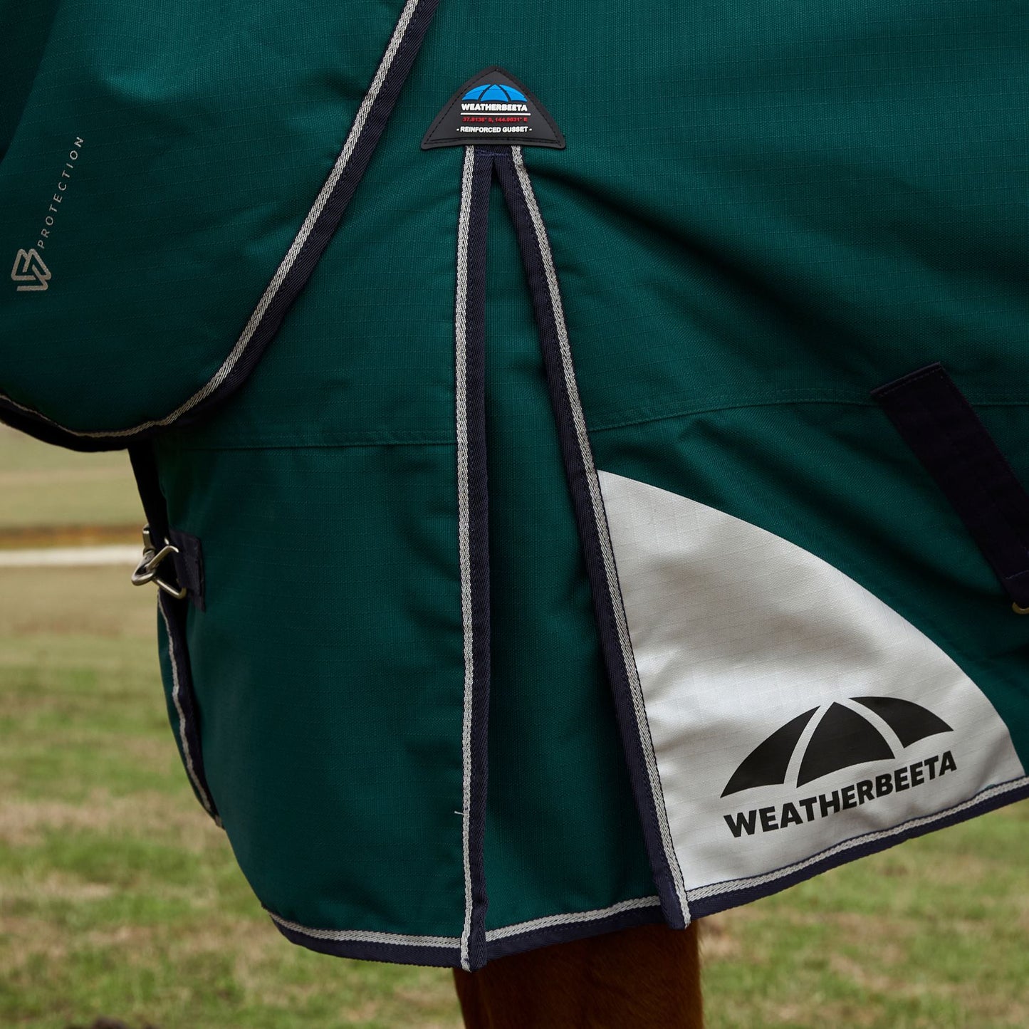 Weatherbeeta ComFiTec Plus Dynamic Turnout Detach-A-Neck 220g Forest Green/Navy