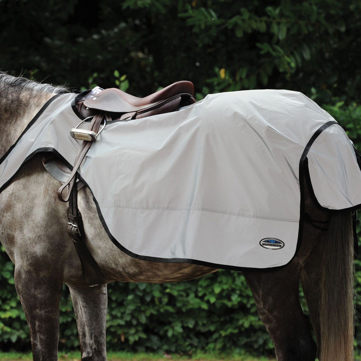 Weatherbeeta Reflective Wrap Around Exercise Sheet