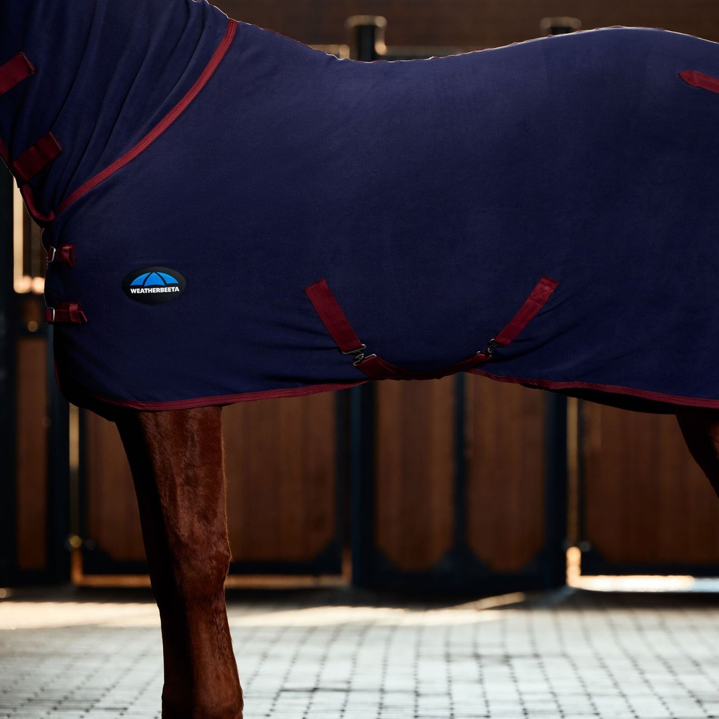 Weatherbeeta Anti-Static Fleece Cooler Combo Navy/Burgundy