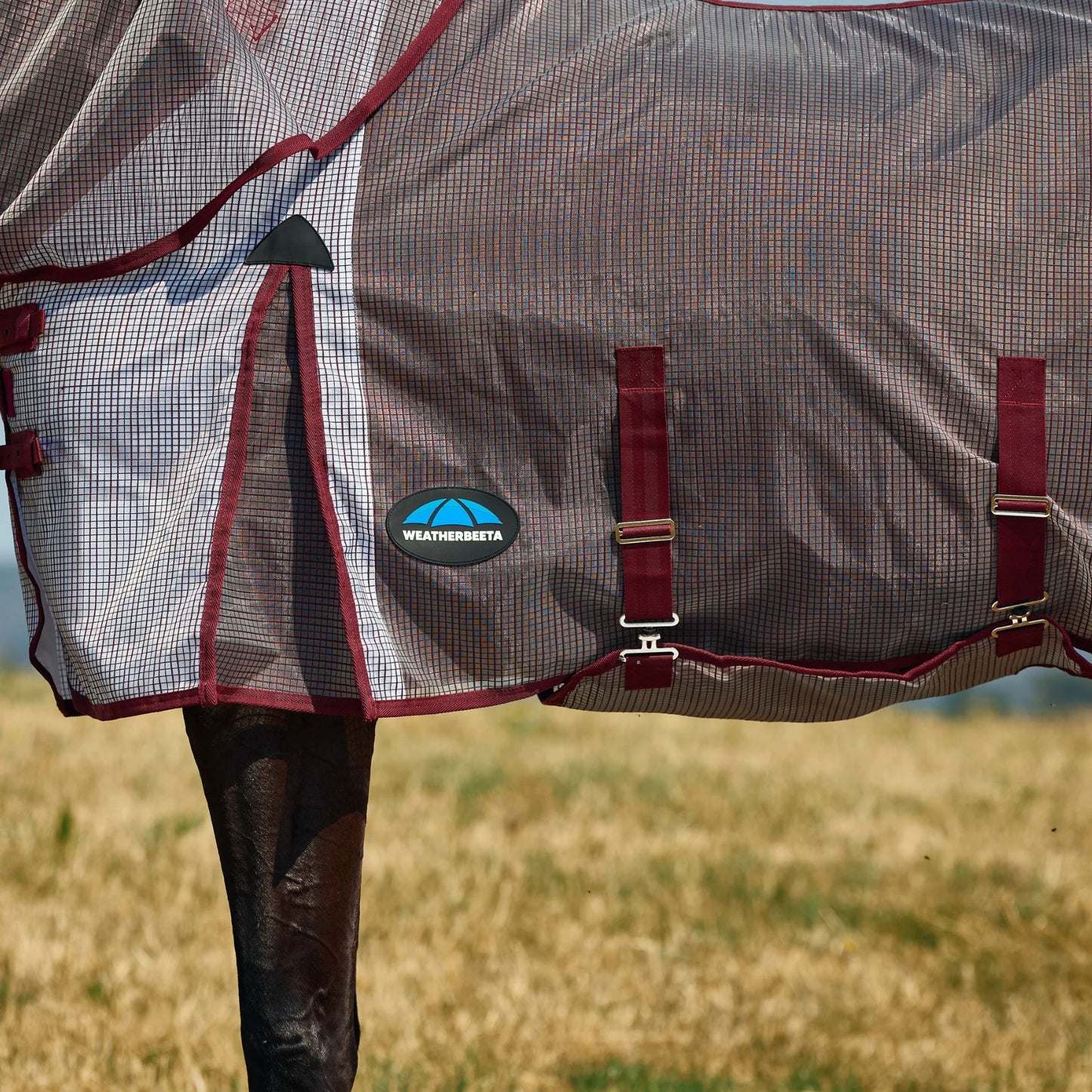 Weatherbeeta ComFiTec Ripshield Fly Sheet Detach-A-Neck White/Burgundy
