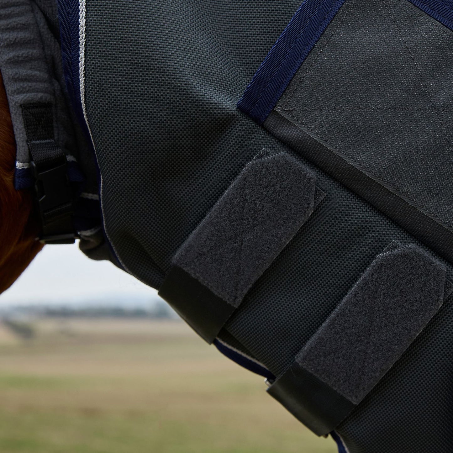 Weatherbeeta ComFiTec Ultra Turnout Detach-A-Neck 100g Charcoal